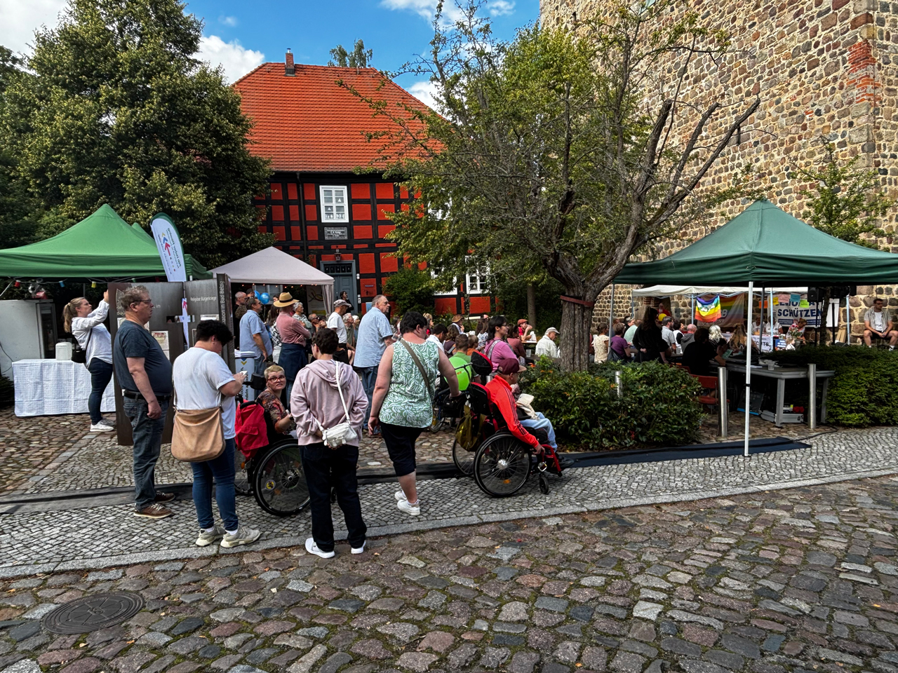 Altstadtsommer 2025 in Bad Belzig - Polittalks und politisches Lied